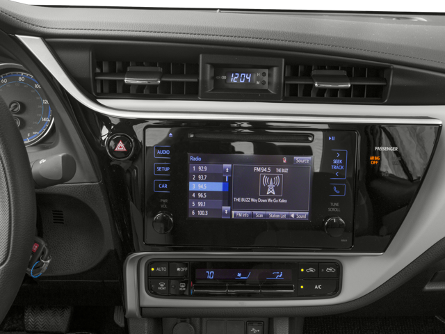 2018 Toyota Corolla XLE XSE photo 3