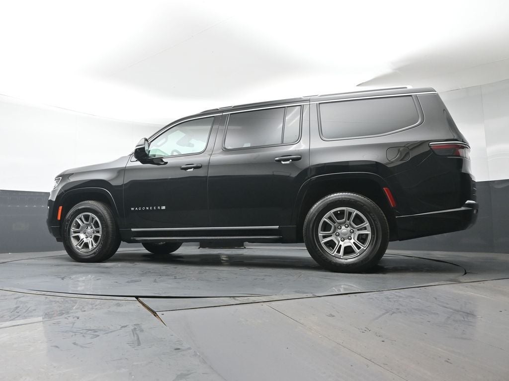 2023 Jeep Wagoneer Base