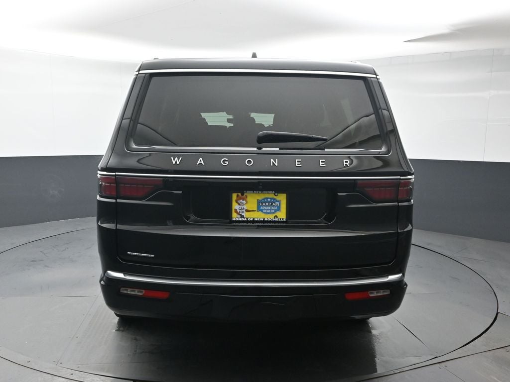 2023 Jeep Wagoneer Base