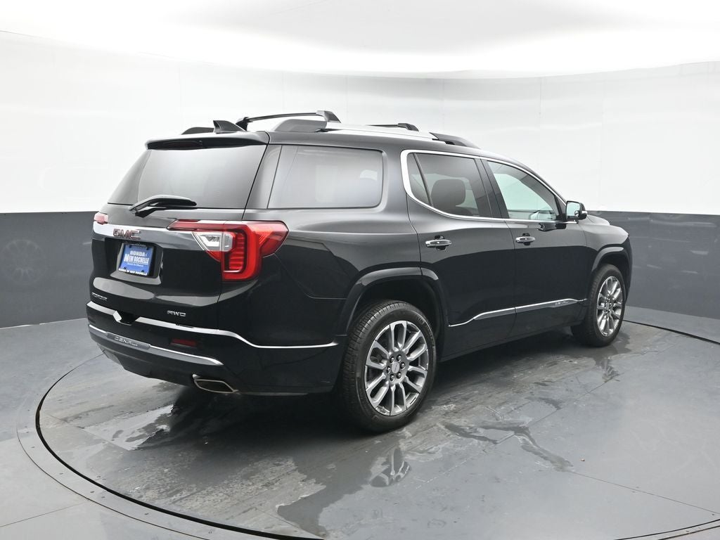2023 GMC Acadia Denali