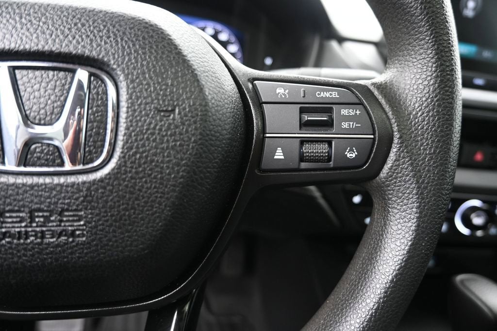 2025 Honda Accord SE - Photo 13