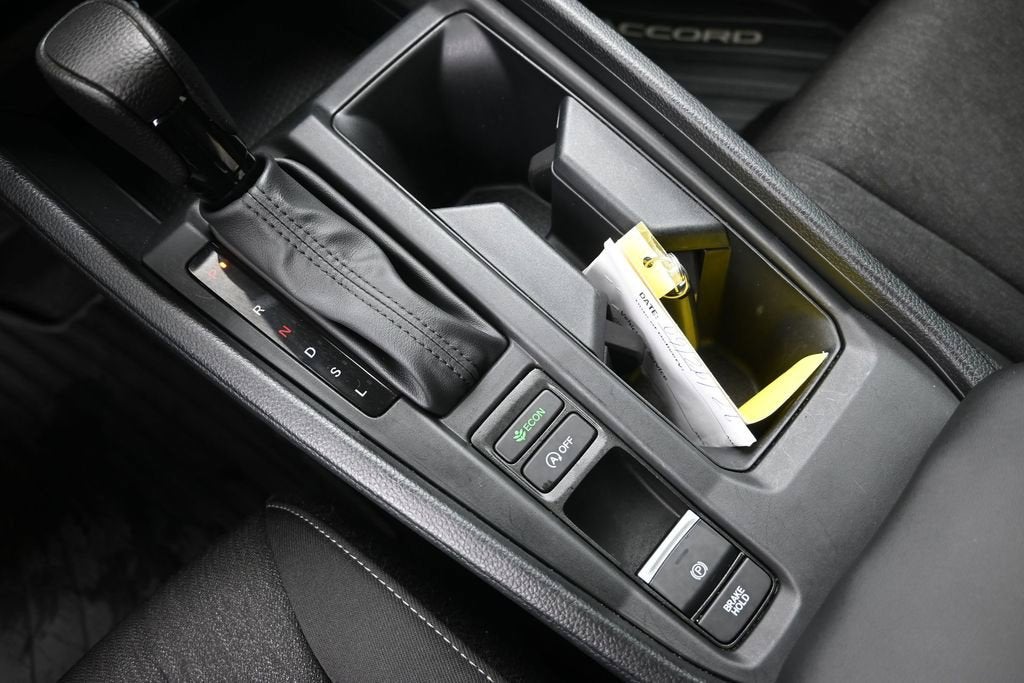 2025 Honda Accord SE - Photo 17