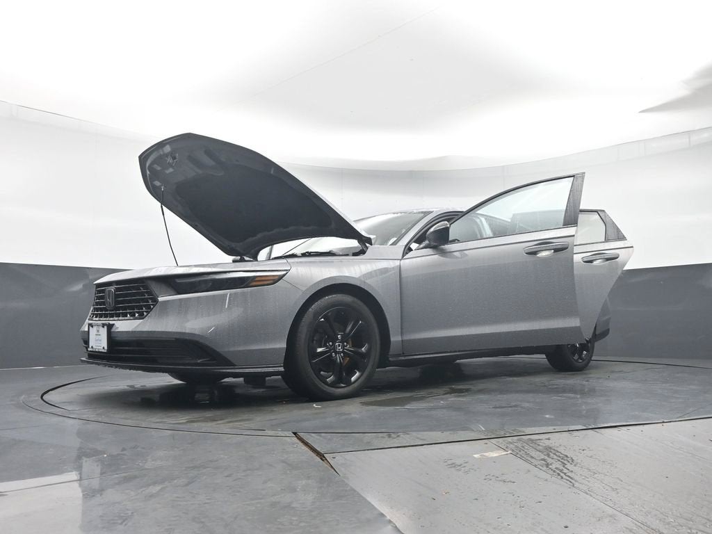 2025 Honda Accord SE - Photo 43