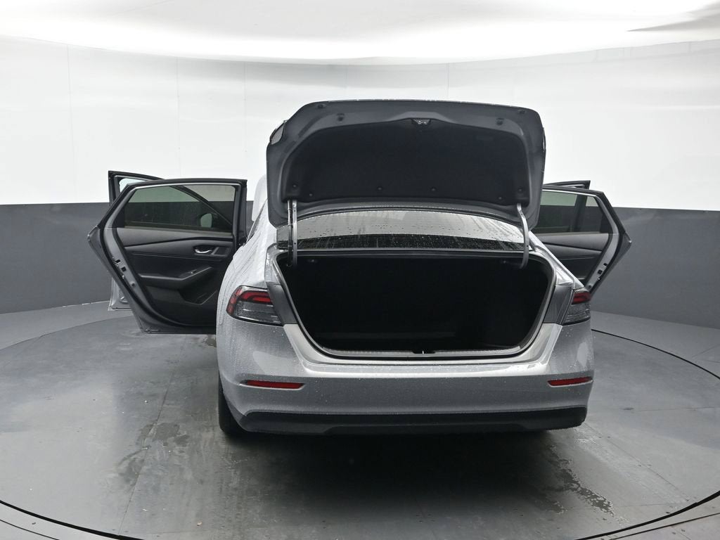 2025 Honda Accord SE - Photo 47