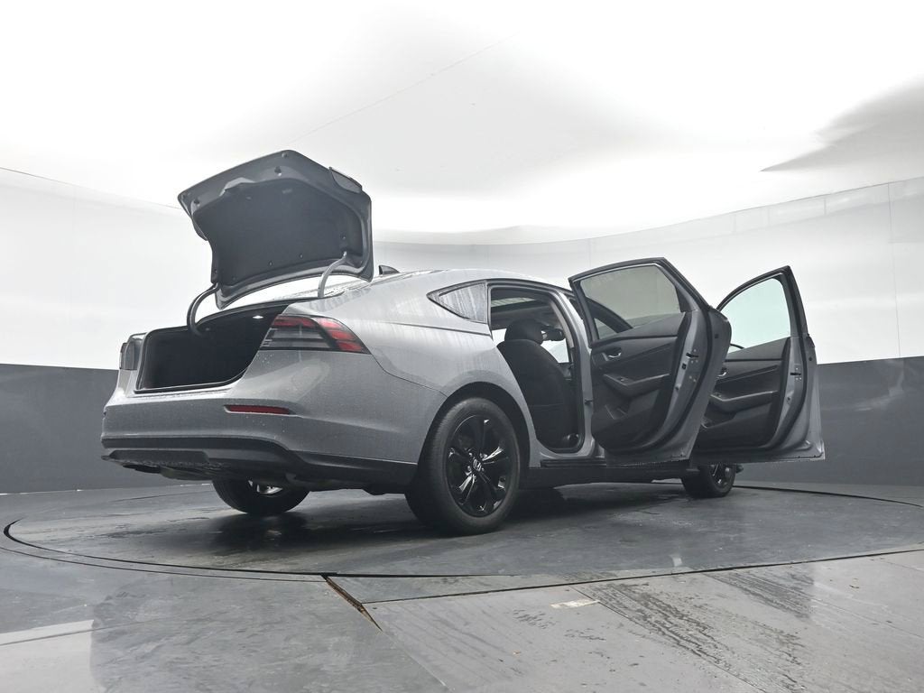 2025 Honda Accord SE - Photo 48