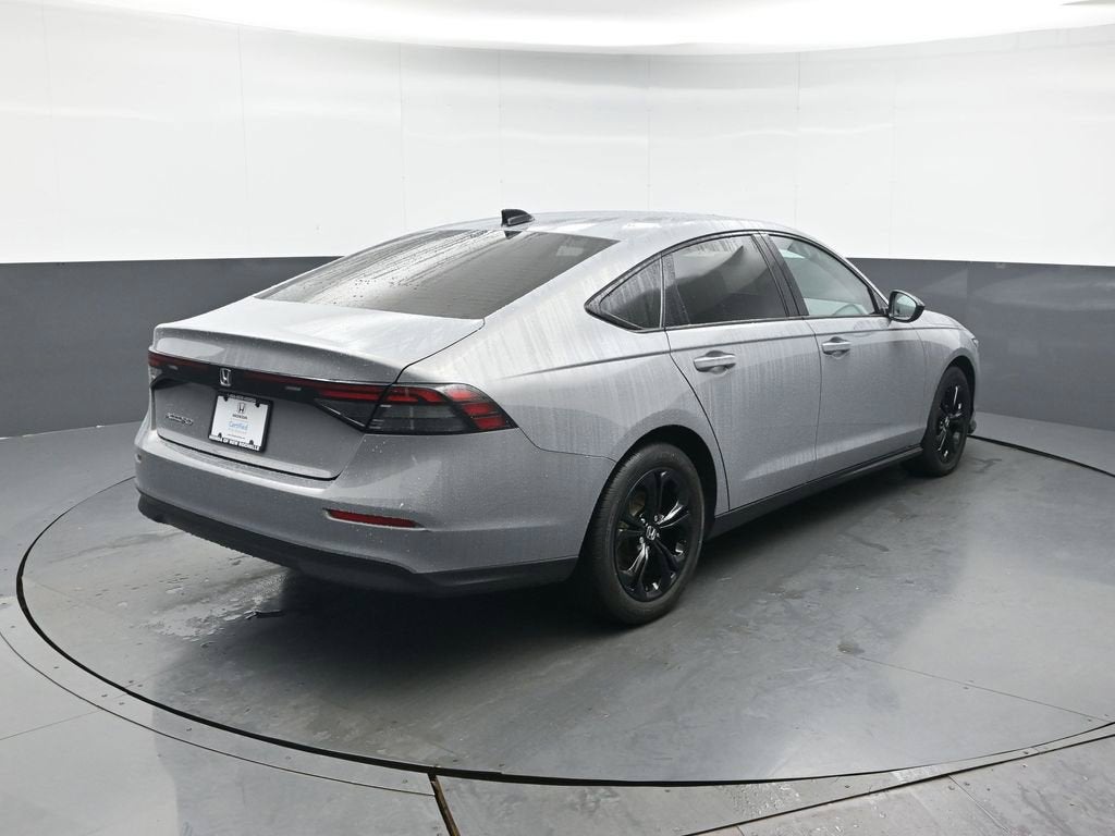 2025 Honda Accord SE - Photo 6