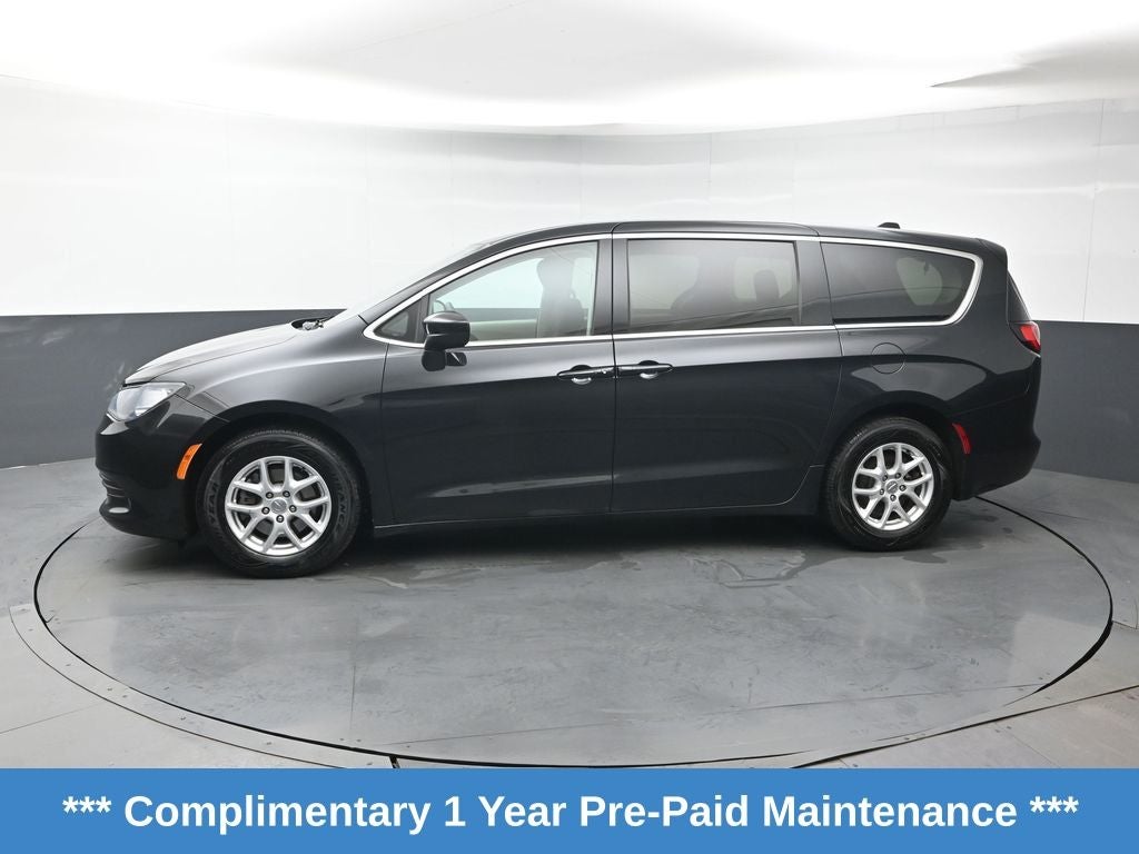 Used 2017 Chrysler Pacifica LX with VIN 2C4RC1CG5HR778342 for sale in New Rochelle, NY