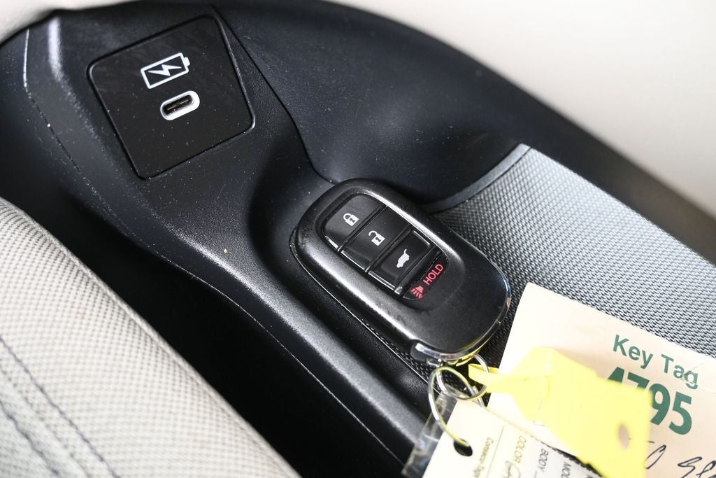2024 Honda HR-V LX