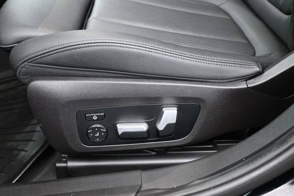 2020 BMW 3 Series 330i xDrive