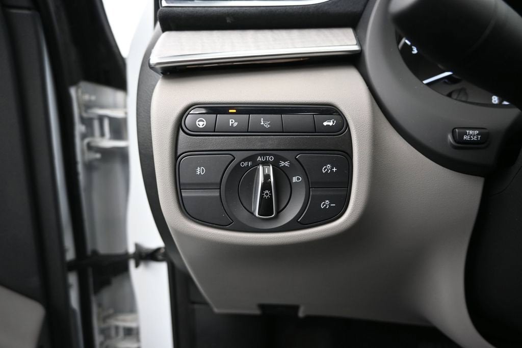2024 INFINITI QX50 Sensory