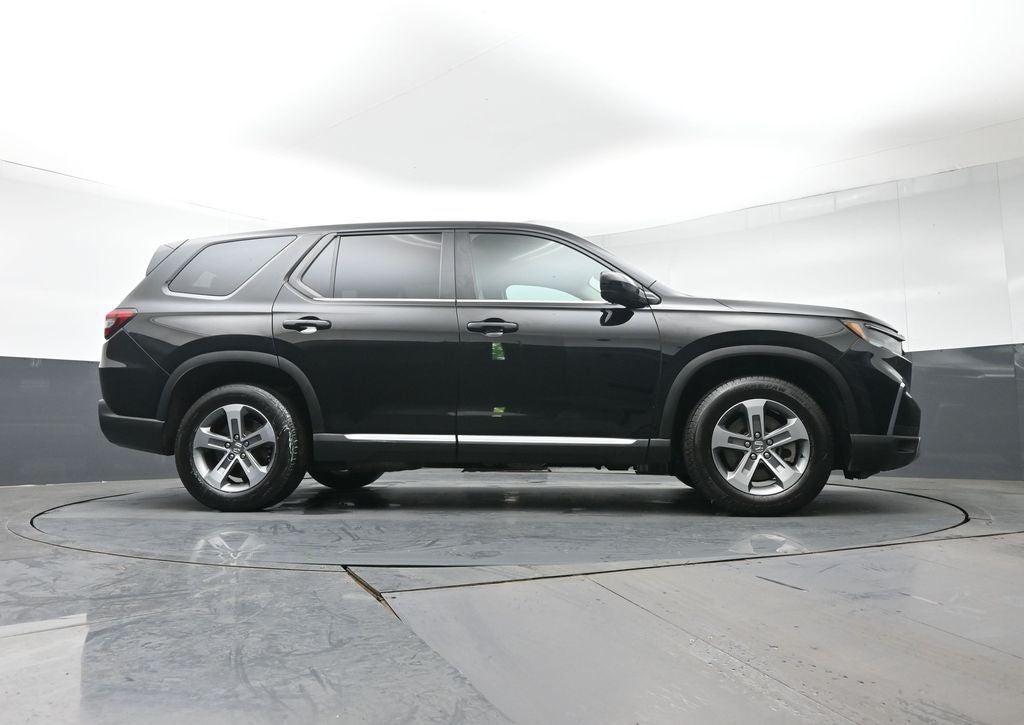 2023 Honda Pilot EX-L 8 Passenger