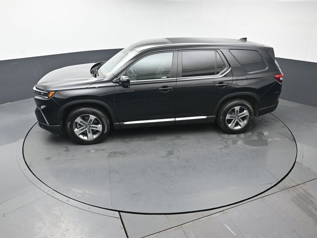 2023 Honda Pilot EX-L 8 Passenger