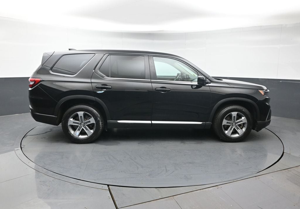 2023 Honda Pilot EX-L 8 Passenger