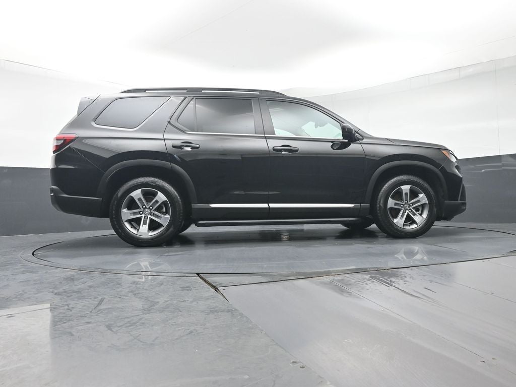 2023 Honda Pilot EX-L 8 Passenger