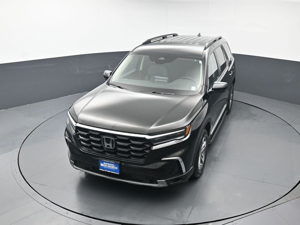 2023 Honda Pilot EX-L 8 Passenger