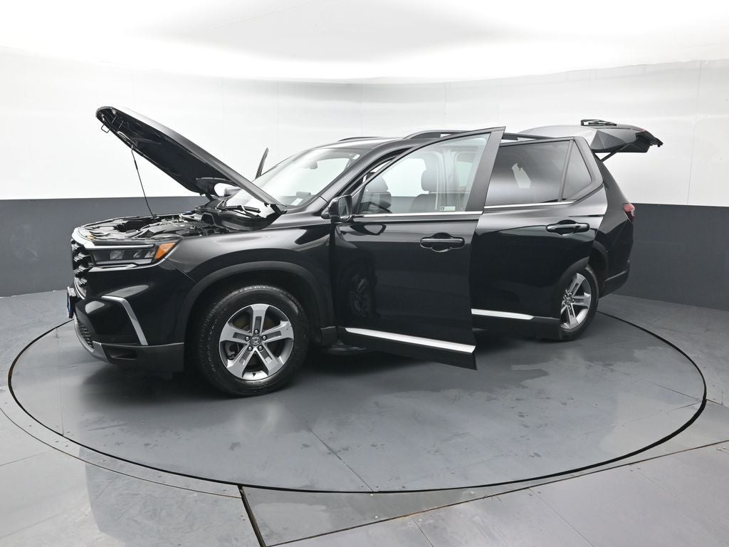 2023 Honda Pilot EX-L 8 Passenger
