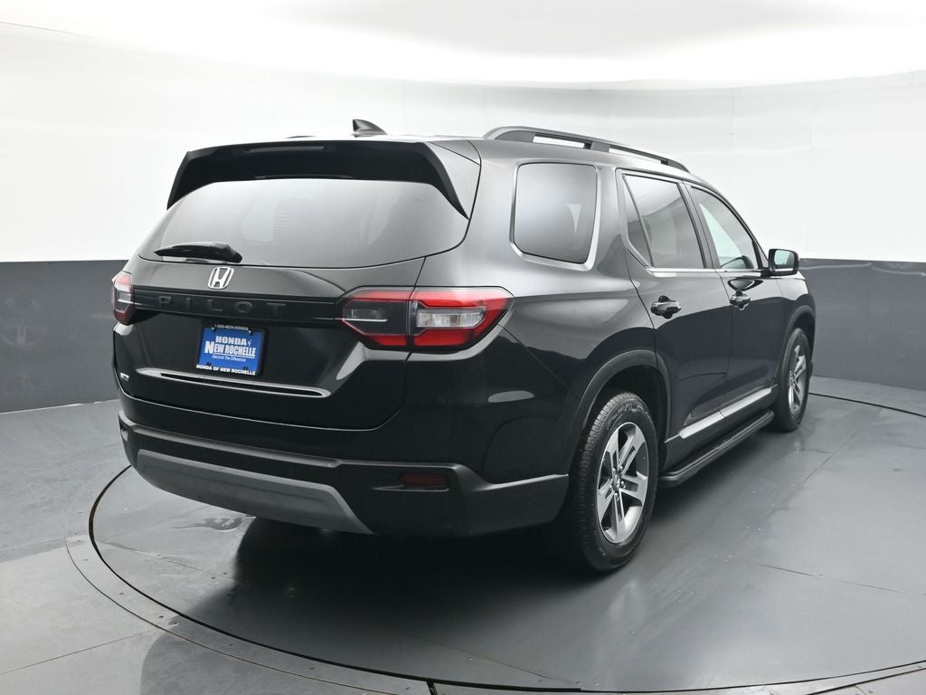 2023 Honda Pilot EX-L 8 Passenger