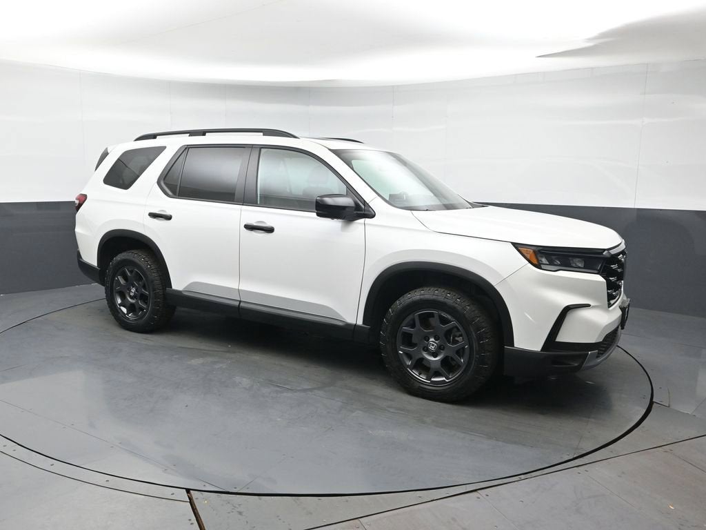 2023 Honda Pilot TrailSport