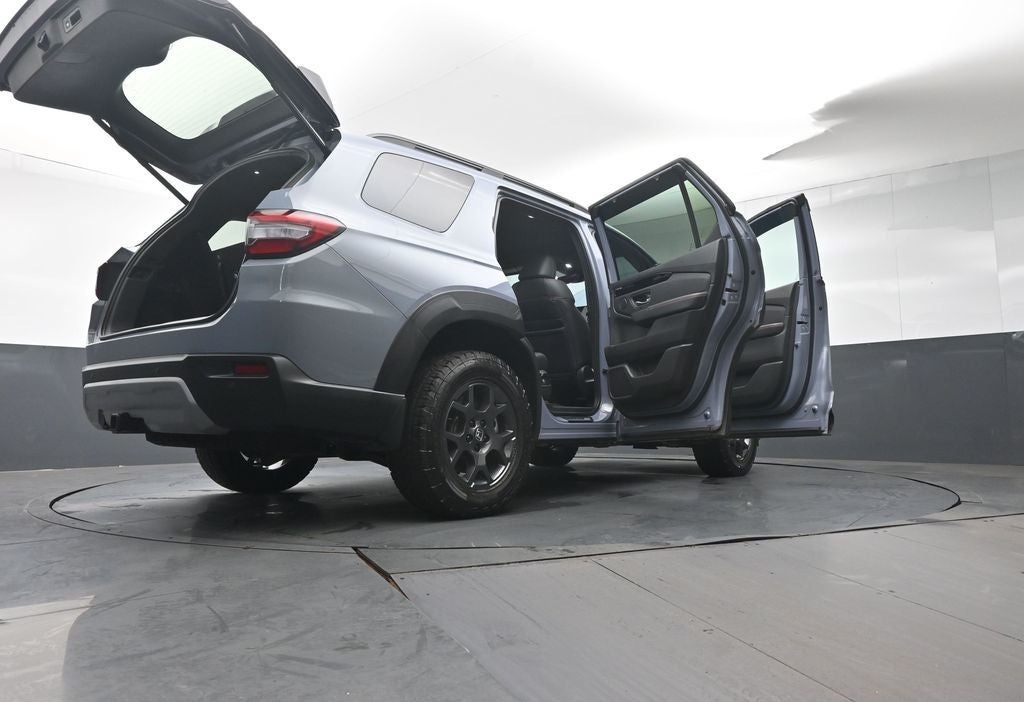 2023 Honda Pilot TrailSport