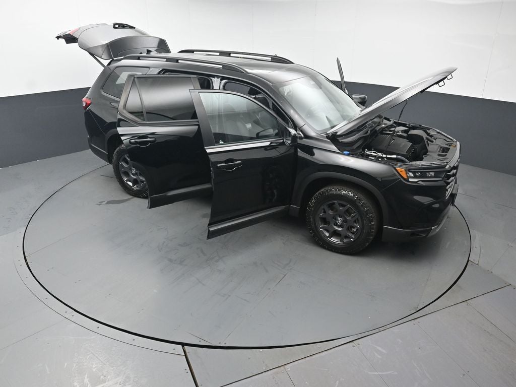 2023 Honda Pilot TrailSport