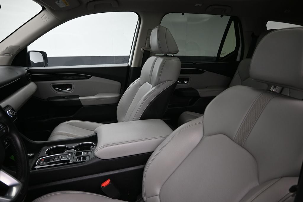 2023 Honda Pilot Touring - Photo 23