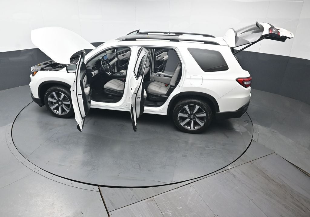 2023 Honda Pilot Touring - Photo 49