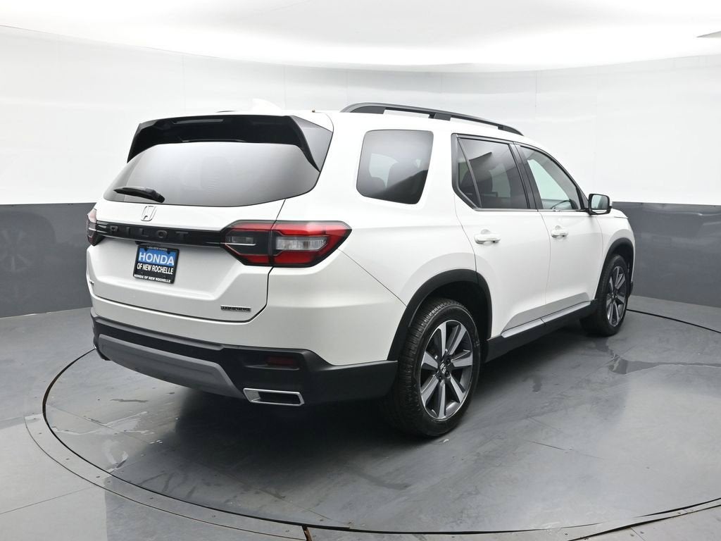 2023 Honda Pilot Touring - Photo 6
