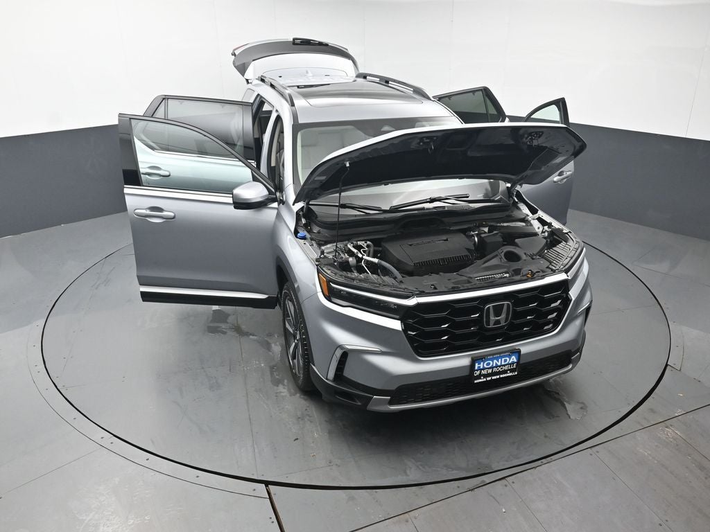 2025 Honda Pilot Touring