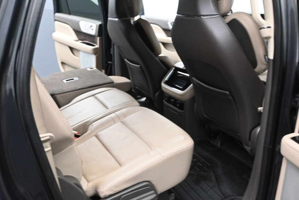 2022 Lincoln Navigator L Reserve