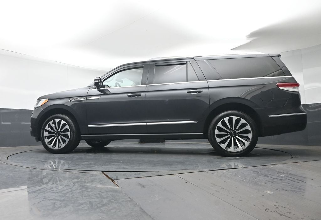 2022 Lincoln Navigator L Reserve