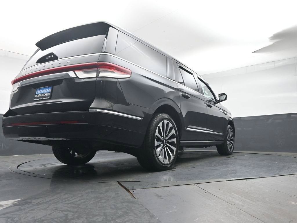 2022 Lincoln Navigator L Reserve