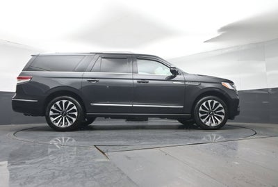 2022 Lincoln Navigator L Reserve