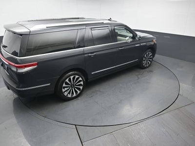 2022 Lincoln Navigator L Reserve