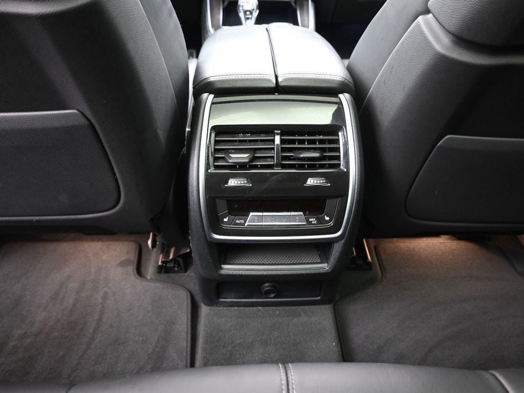2023 BMW X5 M50i
