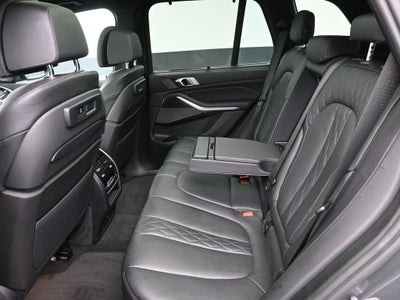 2023 BMW X5 M50i