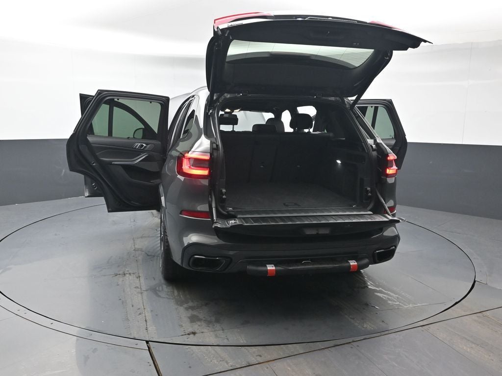 2023 BMW X5 M50i