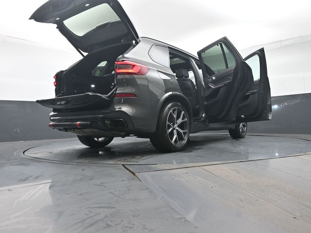 2023 BMW X5 M50i