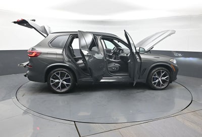 2023 BMW X5 M50i