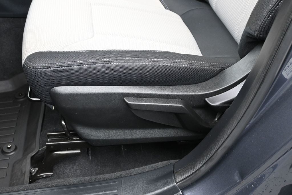2023 Subaru Forester Base