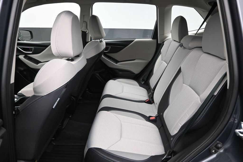 2023 Subaru Forester Base