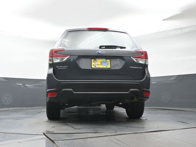 2023 Subaru Forester Base