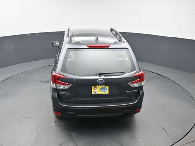 2023 Subaru Forester Base