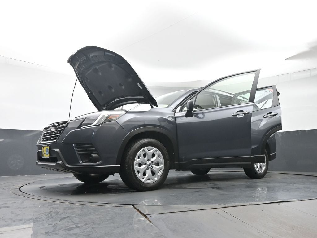 2023 Subaru Forester Base