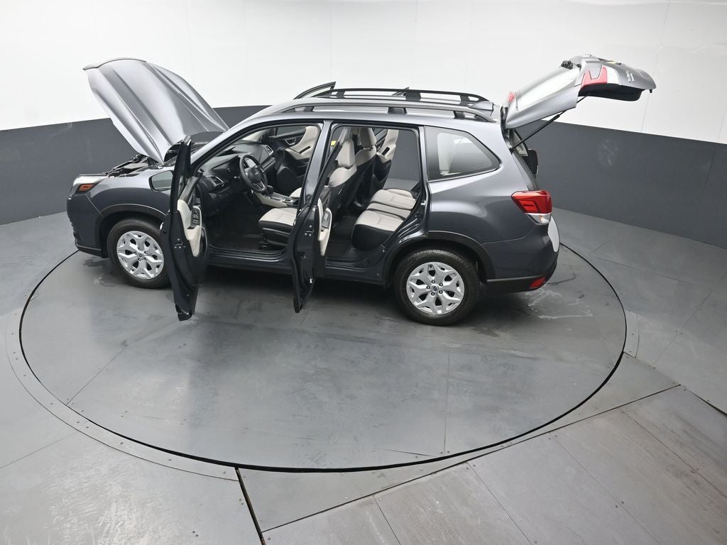 2023 Subaru Forester Base
