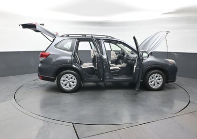 2023 Subaru Forester Base