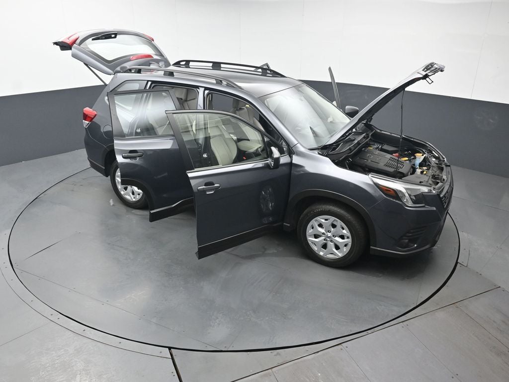 2023 Subaru Forester Base