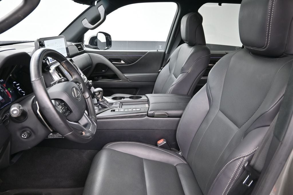 2023 Lexus LX 600 Luxury