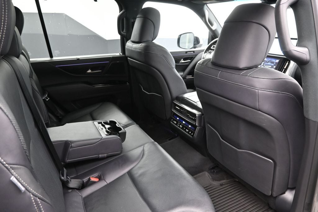 2023 Lexus LX 600 Luxury