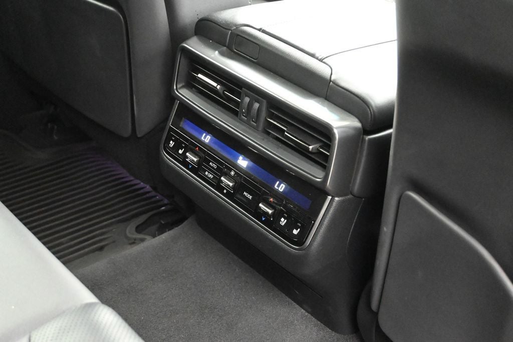 2023 Lexus LX 600 Luxury