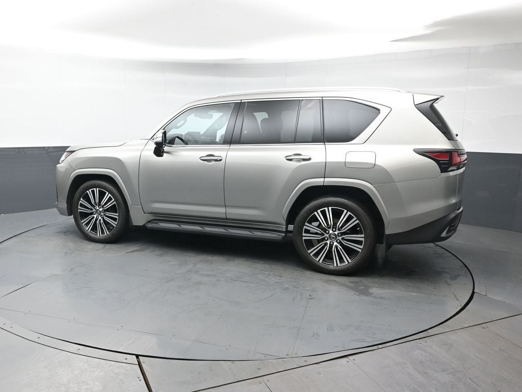 2023 Lexus LX 600 Luxury